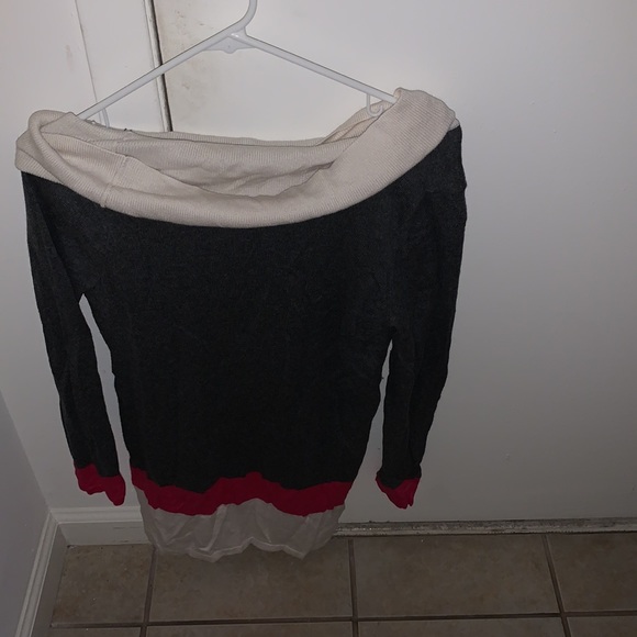 Long sleeve shirt gray pink white size small - Picture 2 of 2